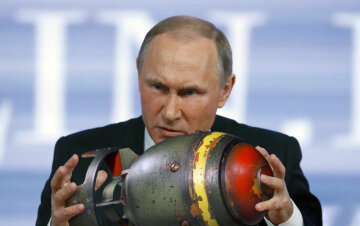 Путин пригрозил миру новыми ракетами: «только дырки заклеить нужно»
