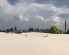 "Українські Мальдіви" під Дніпром виявилися небезпечними, кадри: у воді і піску знайшли радіацію