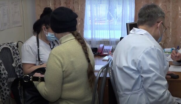 Погодилися 25 з 300: медики
