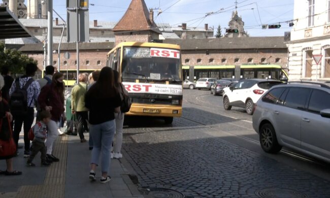 ограничение движения транспорта во Львовской области