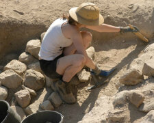 археолог