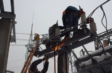 Графики отключения света в Днепропетровской области на 21 февраля