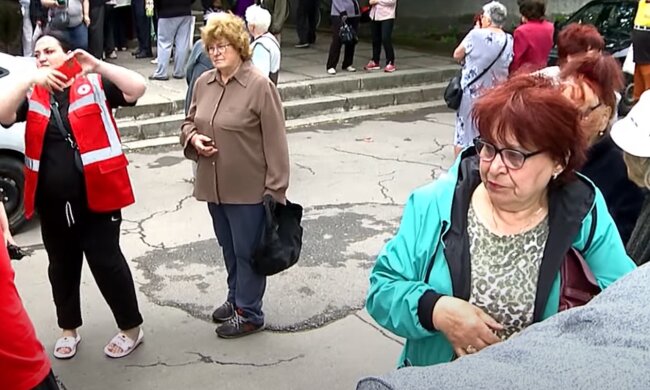 Гуманітарна допомога для пенсіонерів у Києві