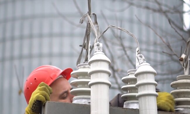 Графіки відключення світла в Житомирській області на 18 грудня