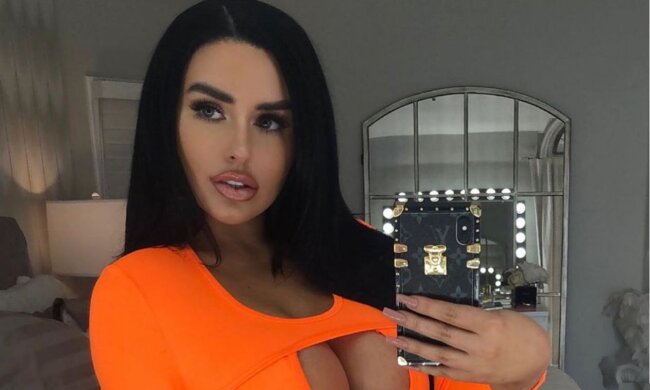 эби рэтчфорд, эбигейл