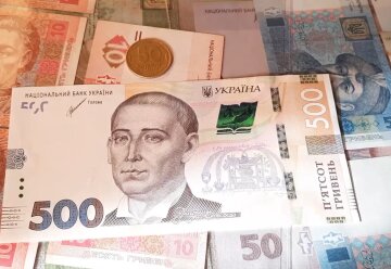 грошова допомога для пенсіонерів у Дніпропетровській області