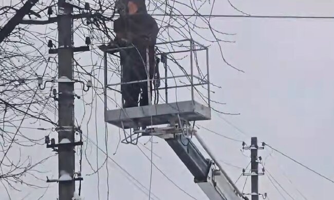 Графики отключения света в Чернигове на 13 января