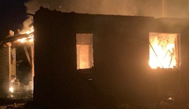 eLiAtGwCce4z1xWeogEFnUiS1mQLrNrHxZeN7DIp