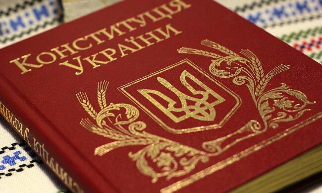 Николай Томенко: «Как Зеленский нарушает Конституцию»