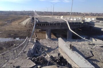 Оккупанты уничтожили мост между Запорожьем и Энергодаром: эвакуация людей невозможна