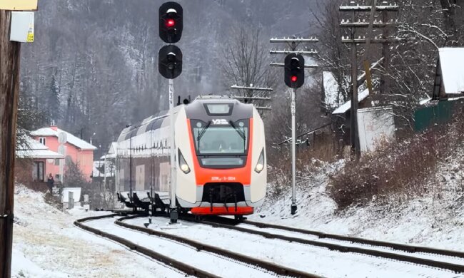Новий графік руху поїздів в Дніпропетровській області