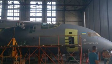 "Це перший літак, що складається без єдиної російської деталі": на заводі "Антонов" повідомили про прорив