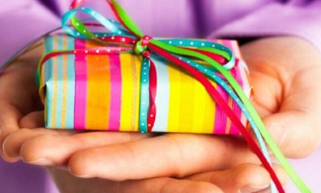 8 березня: оригінальні подарунки рідним дівчатам своїми руками