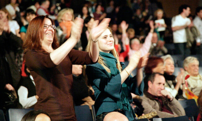 зрители_овации аплодисменты