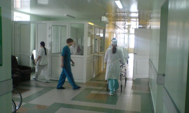Жертві страшної ДТП під Харковом збирають на лікування: “вдома син з інвалідністю”