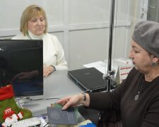 Грошова допомога для ВПО у Харкові