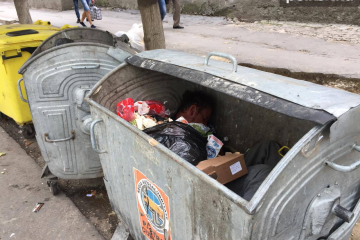 928bdbb4b81e5710b698cf78f124096b