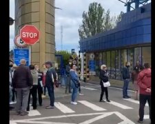 Под Одессой бунтуют рабочие, заблокированы все выезды: видео происходящего