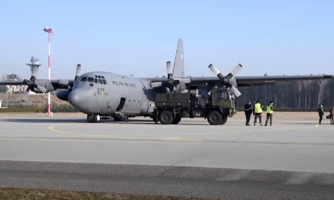 "Малого і великого калібру": з'ясувалося, чим ще Пентагон допоможе Україні перемогти РФ