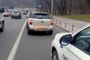 П'яний у мотлох водій поставив на вуха весь Київ: кадри з місця інциденту
