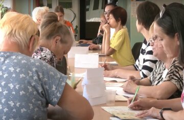 Гуманитарная помощь для пенсионеров в Харьковской области