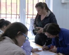 Безкоштовні продукти для ВПО та пенсіонерів у Києві