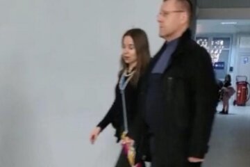 Глава правления Приватбанка отдыхал на выступлении цирка Дю Солей с юной спутницей - СМИ