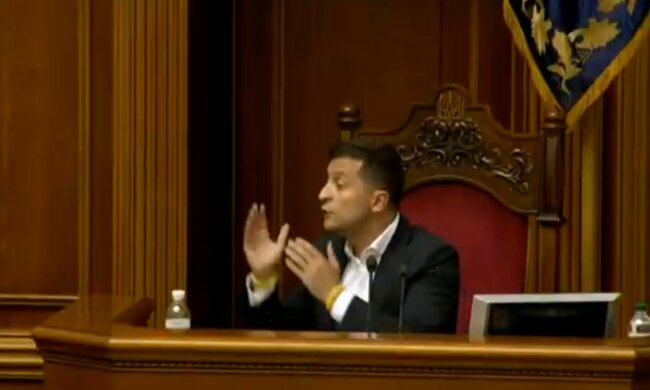 Зеленский больно ударил по соратникам Порошенко: «Отменить!»