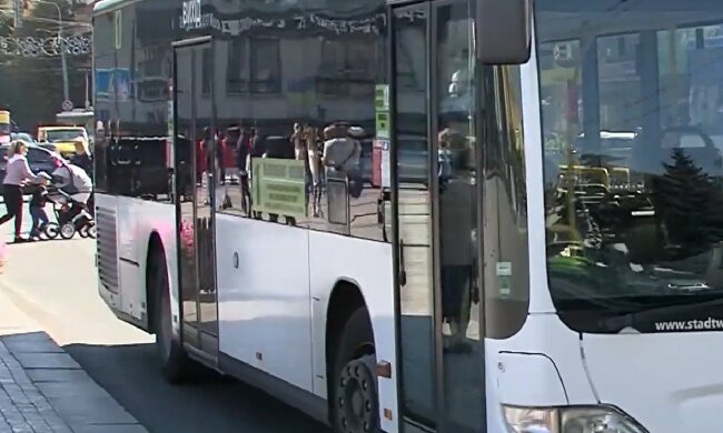 Новый график движения транспорта в Киеве