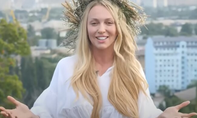 Оля Полякова