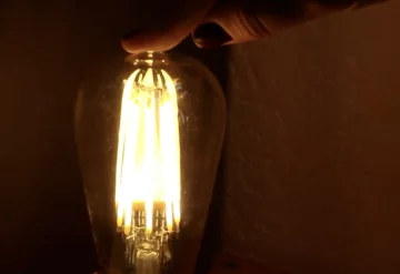 Графік відключення світла в Дніпропетровській області на 8 листопада