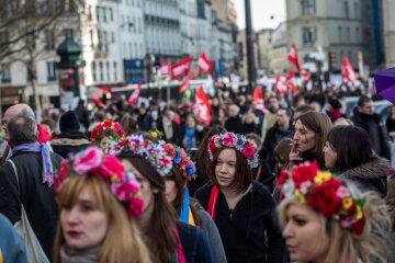марш 8 марта, украинки, Украина
