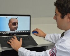 На 3D-принтере впервые напечатали протез лица