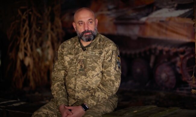 Мені щиро шкода дівчат: Кривонос відреагував на марш жінок на підборах