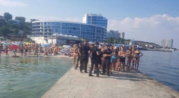 Вода на курортах Одесской области опасна для жизни: куда лучше не соваться туристам