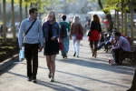 город, люди