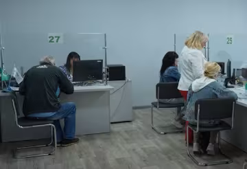 Грошова допомога для ВПО та пенсіонерів у Кривому Розі