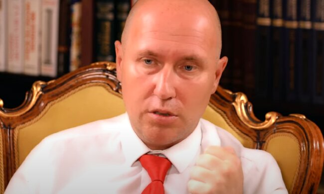 На початку 30-х років РСЧА була неорганізованим і погано навченим натовпом колишніх революціонерів, - Бізяєв