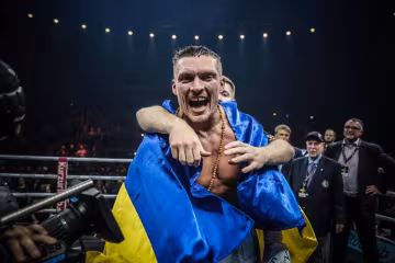 Головне за ніч: тріумф Усика і нова дата Різдва в Україні