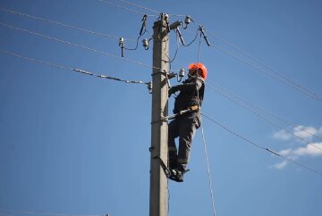 Графики отключения света в Запорожье на 28 июля
