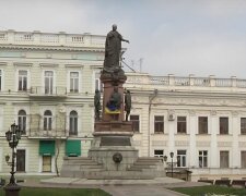 Демонтаж пам'ятника Єкатерині: одесити висловили свою думку, відео
