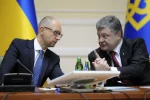 Ukrainian President Poroshenko talks with Prime Minister Yatseniuk in Kiev