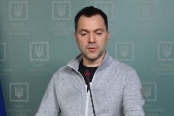 Арестович розповів, що робити при примусовій "мобілізації" на тимчасово окупованій Херсонщині: подробиці