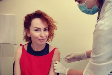 Вікторія Булітко, вакцина