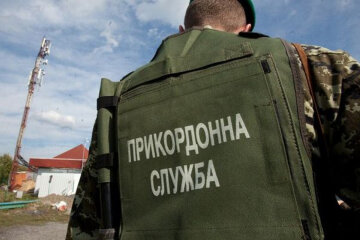 Пекло на кордоні України: люди не можуть виїхати, подробиці масштабного колапсу
