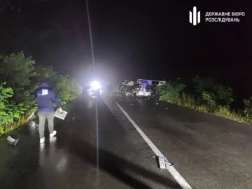 Їхав 200 км/год і намагався «замʼяти» на місці: зʼявилися нові деталі про ДТП з детективом НАБУ