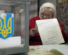 Украинцев начали штрафовать перед выборами: «под суд из-за газет»