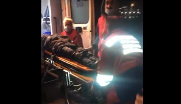 Молодий хлопець не пережив сварку з дівчиною, кинувся зі схилу під Одесою: відео від очевидців