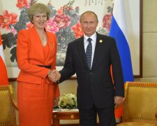 Vladimir_Putin_and_Theresa_May_(2016-09-04)_02