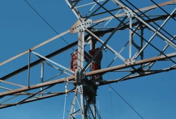 Графики отключения света в Сумах на 4 марта